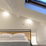 Piano Tre بيت ضيافة 3*