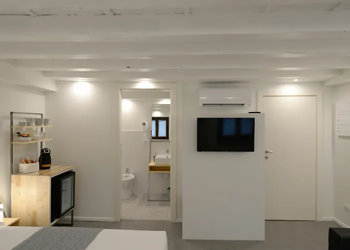 Pensión Piano Tre 3*